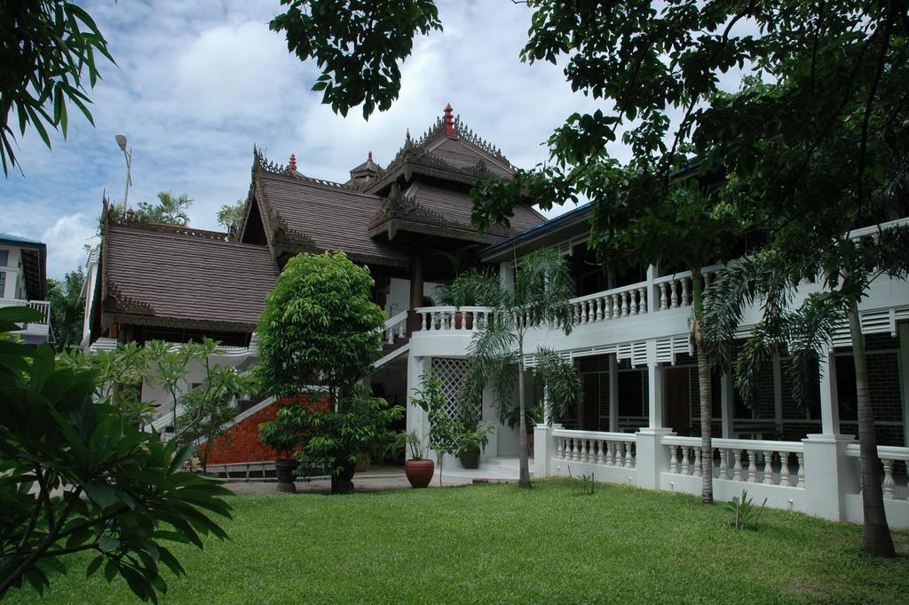 Emerald Land Hotel Mandalay Exterior foto
