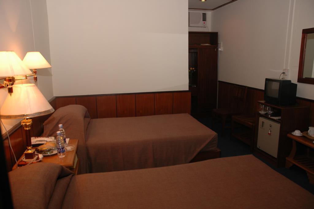 Emerald Land Hotel Mandalay Quarto foto